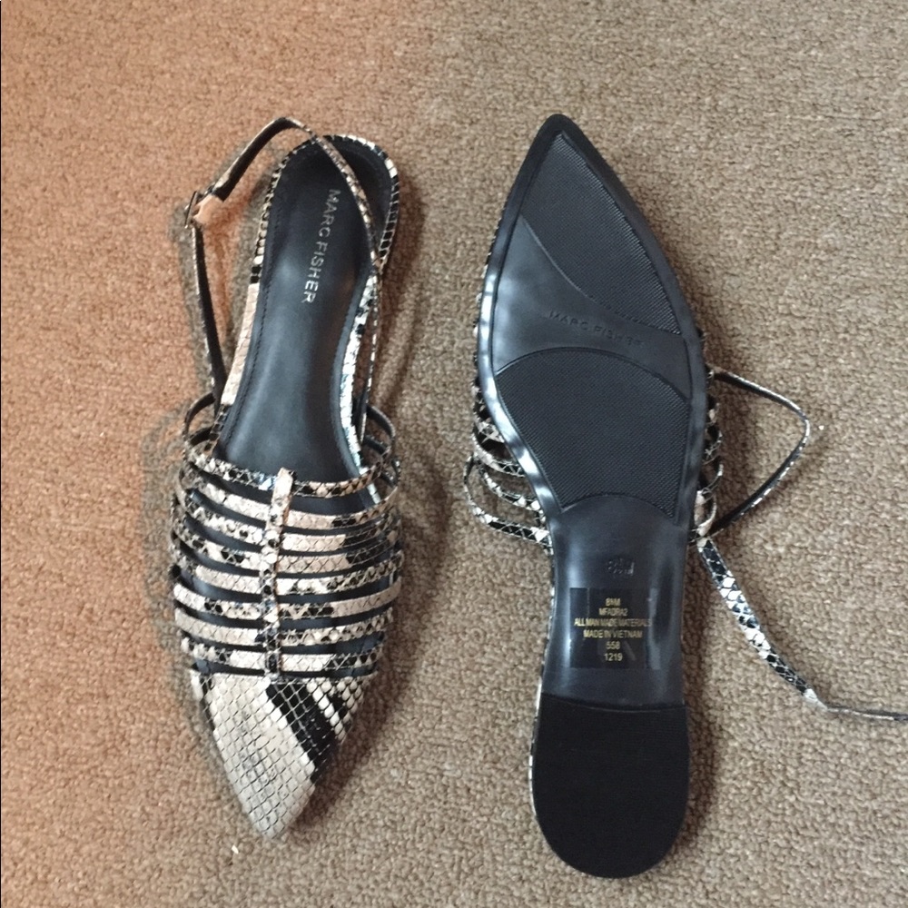 Flat Sandal - image 2